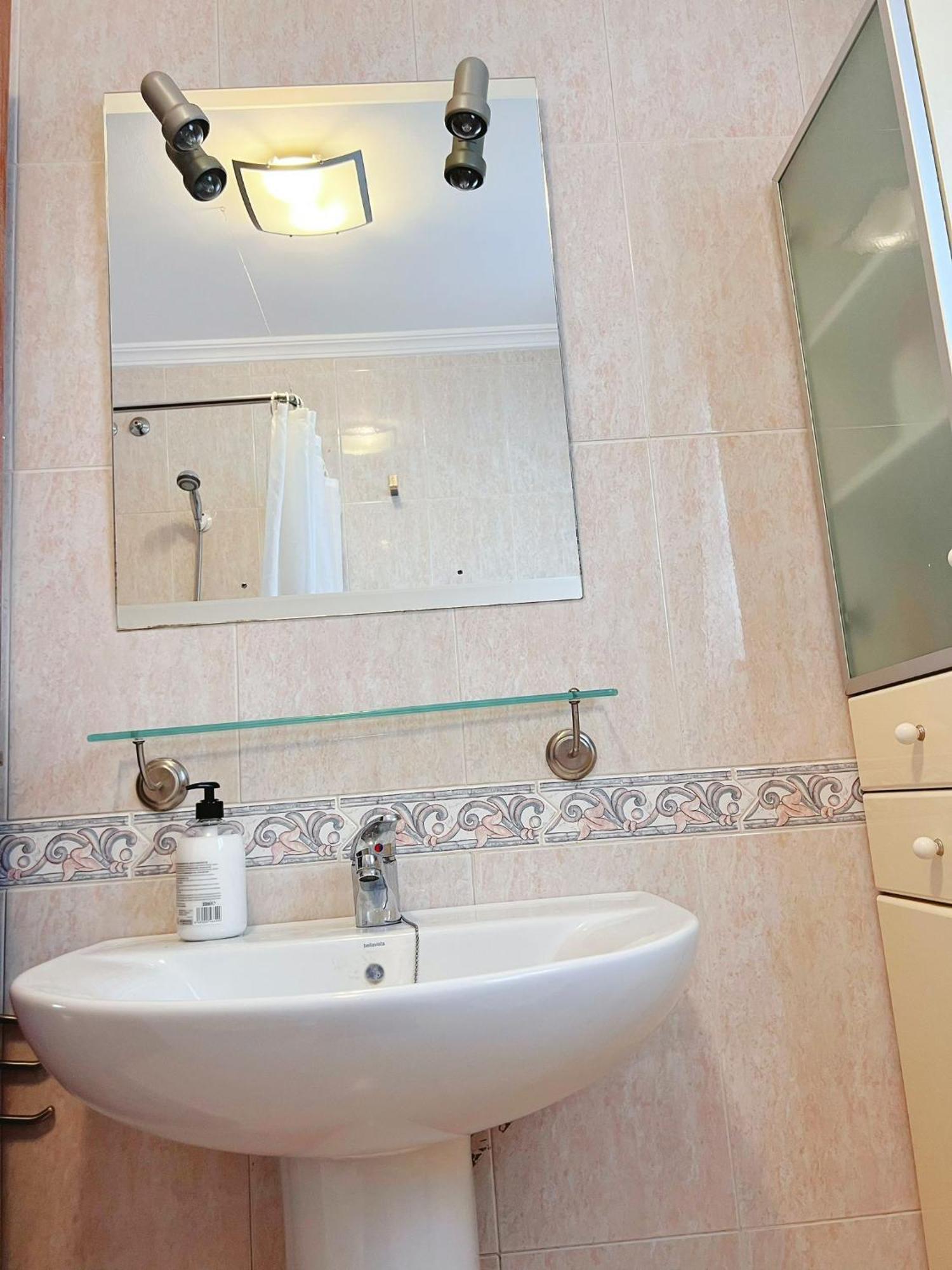 Habitacion Compartido Huelva Centro Εξωτερικό φωτογραφία